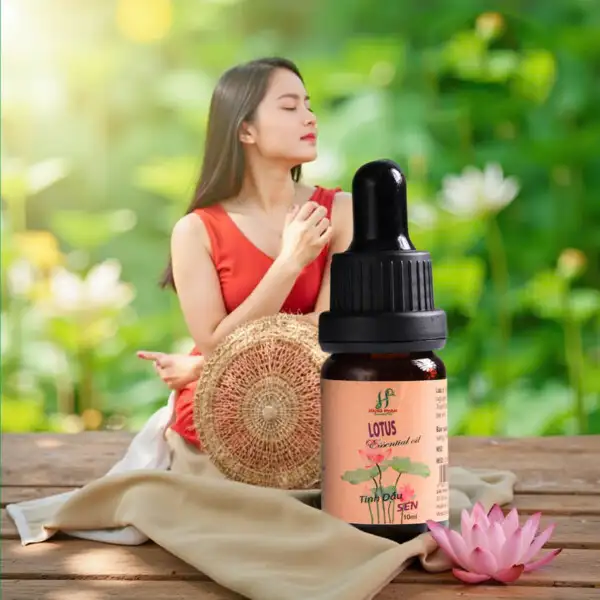 Quà Trung Thu 2026 - Một món quà nhỏ, một lời chúc đoàn viên 4 Tất cả tinh hoa đã được hội tụ vào từng giọt tinh dầu sen - gửi gắm món quà trung thu cho người yêu thương