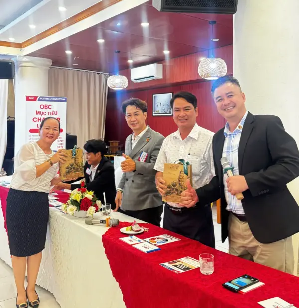 Tinh dầu Hằng Phan - kết nối giao thương - phát triển bền vững 7 Sự kiện Kết nối giao thương cùng hơn 50 Doanh nghiệp Vũng Tàu do OBC Connection tổ chức